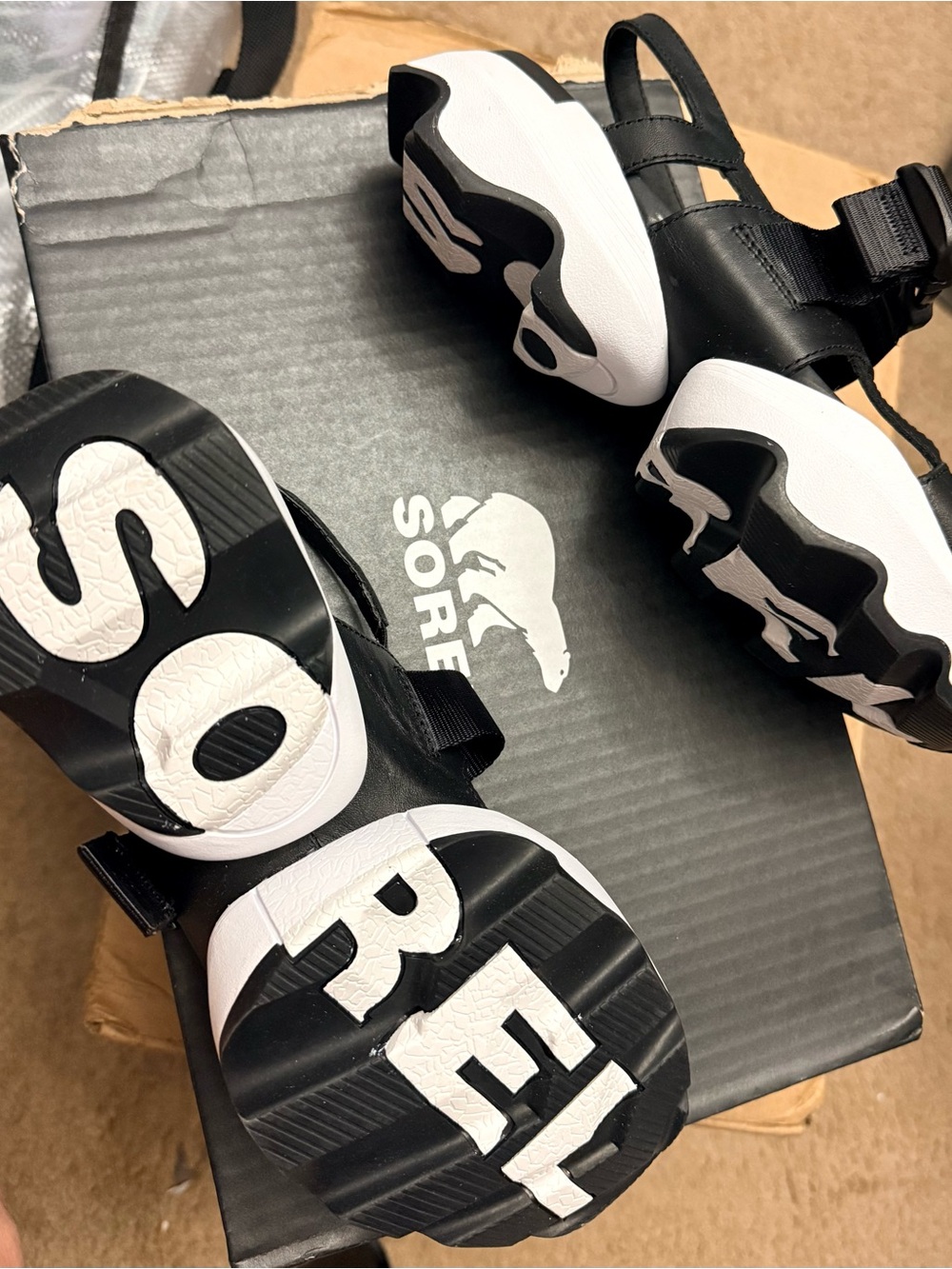 Sorel Black and White Sandals. New size 8.5